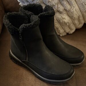 Skechers womens Synergy-collab Ankle Boot US 10